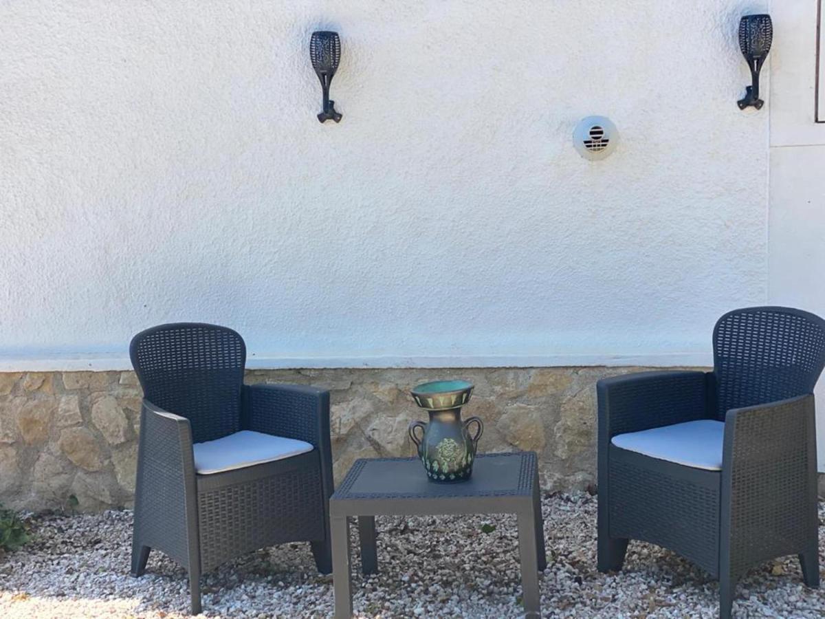 Lovely 2 Bed Apartment In Alcalalí Exteriér fotografie